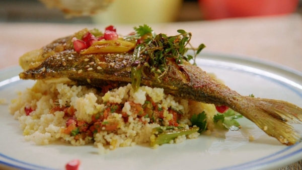 Filé de Linguado em “Papilotte“ com Couscous Marroquino